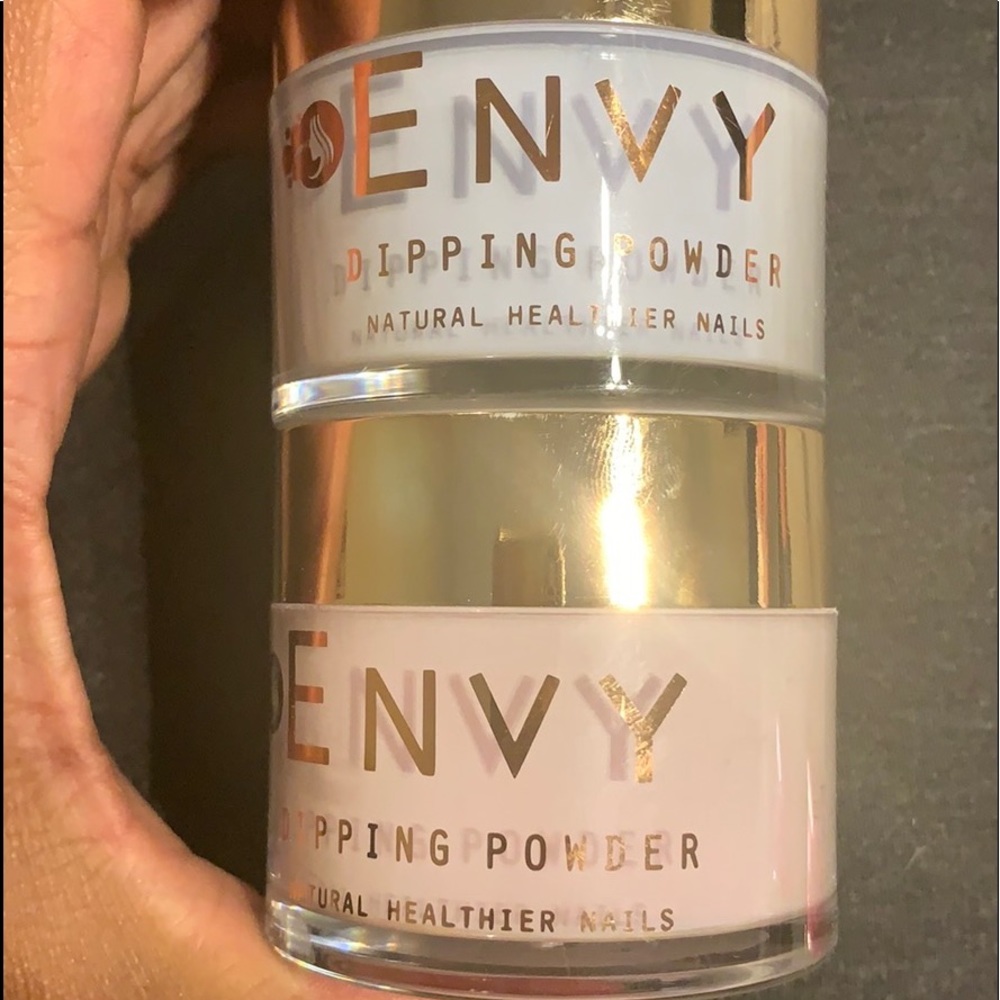 Two 2oz Envy dipping powder